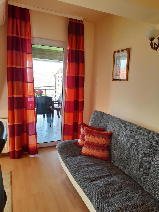 Harmonia Vendeghaz Appartement Balatonalmádi Buitenkant foto