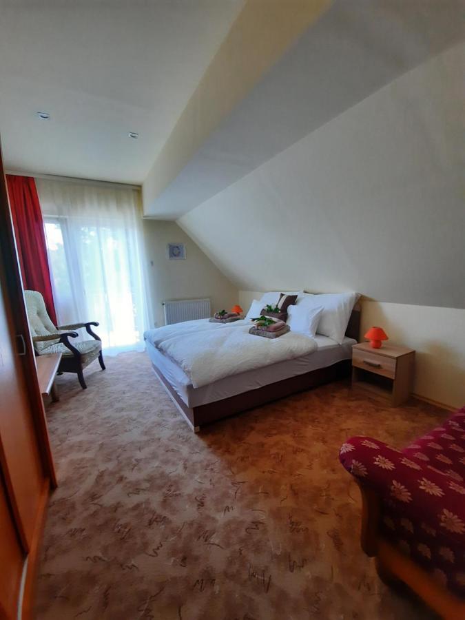 Harmonia Vendeghaz Appartement Balatonalmádi Buitenkant foto