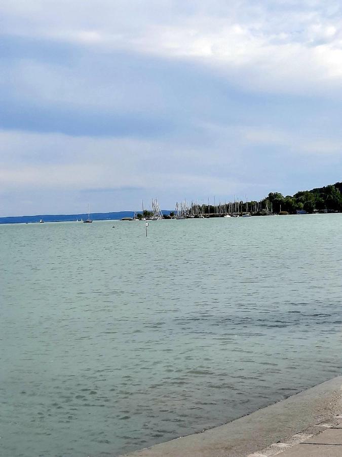 Harmonia Vendeghaz Appartement Balatonalmádi Buitenkant foto