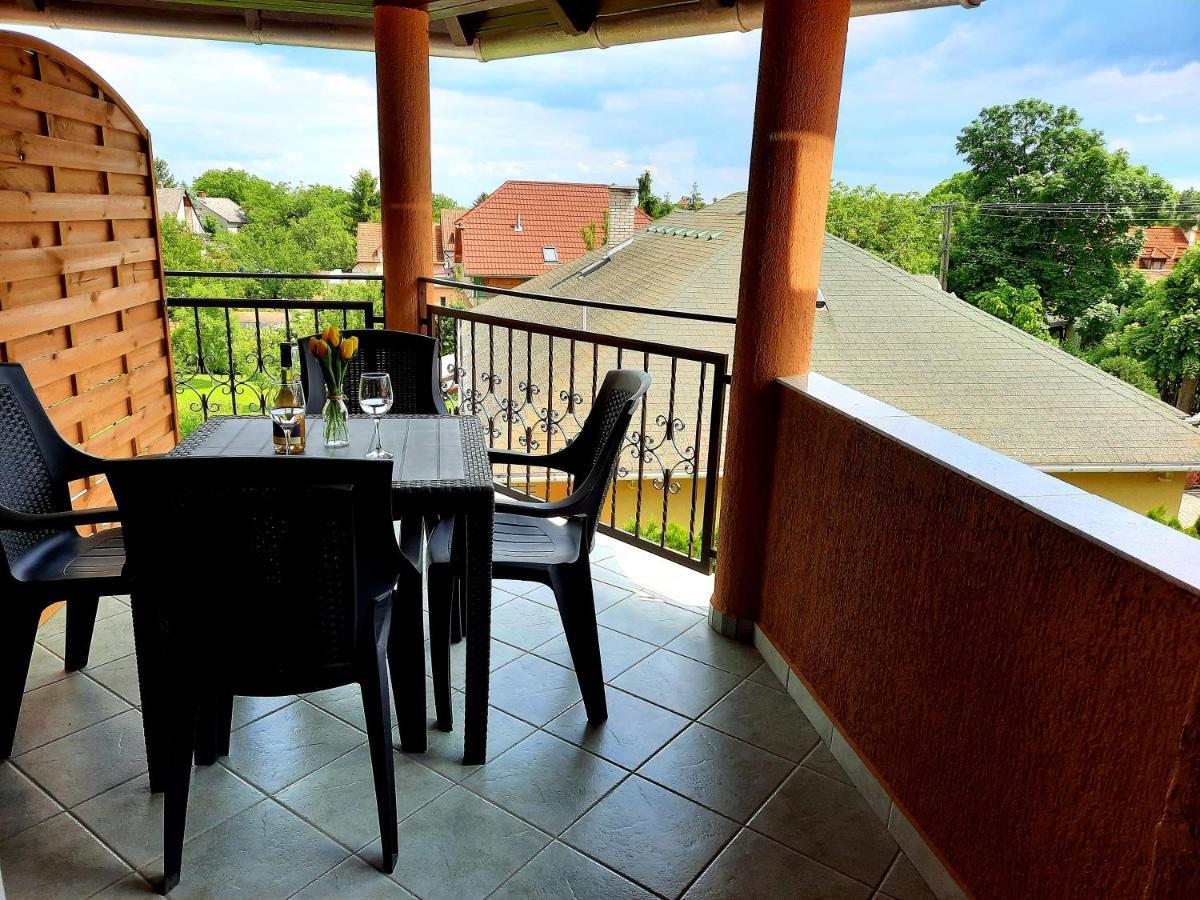 Harmonia Vendeghaz Appartement Balatonalmádi Buitenkant foto