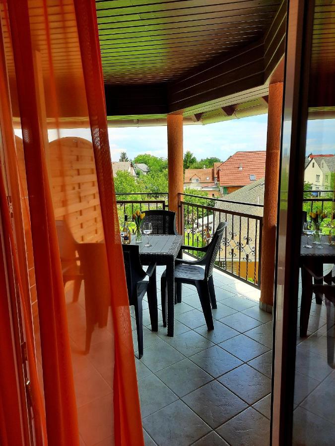 Harmonia Vendeghaz Appartement Balatonalmádi Buitenkant foto