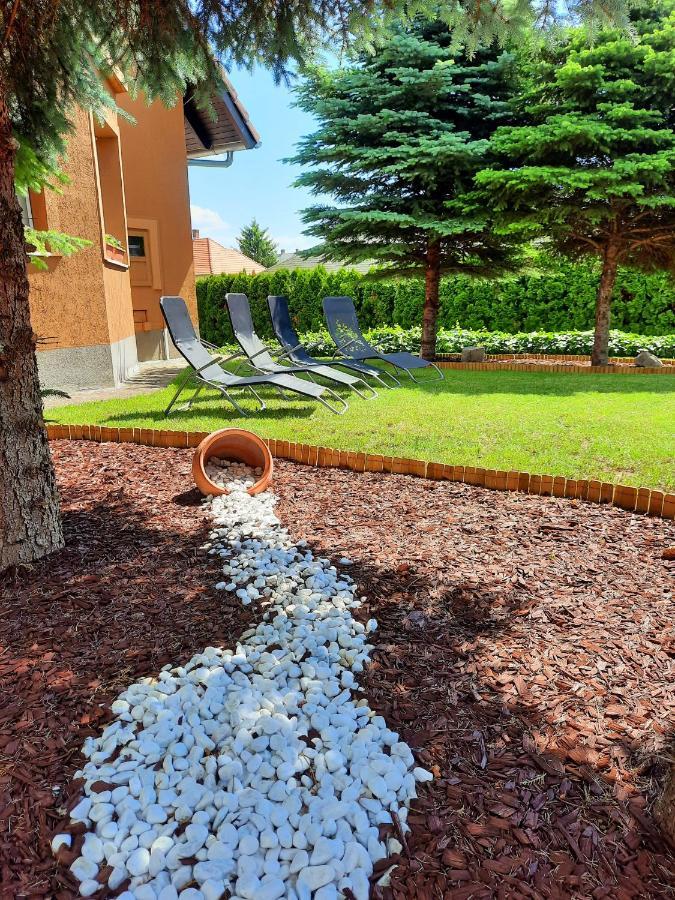 Harmonia Vendeghaz Appartement Balatonalmádi Buitenkant foto